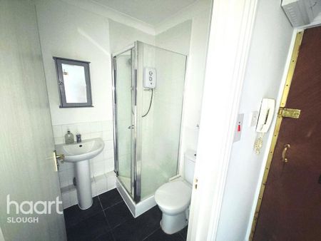 Studio to rent - Photo 3