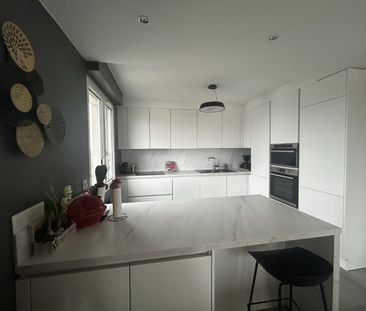 Location Appartement 3 pièces 89m² CROIX 59170 - Photo 6