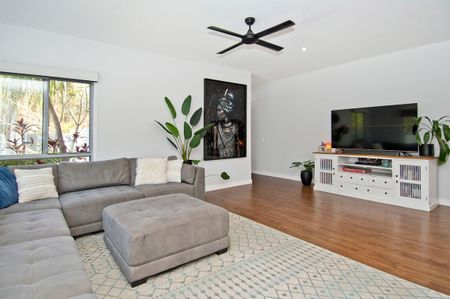 Modern Two-Level Family Home with Pool in Reedy Creek - Photo 3