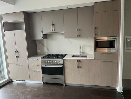 For Lease - 8 Manor Road Unit# 307, Toronto, Ontario - Photo 2