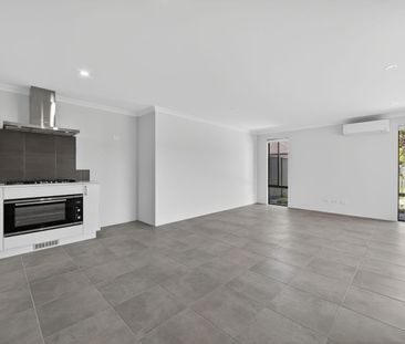 Modern Living in Dudley Park - Photo 6