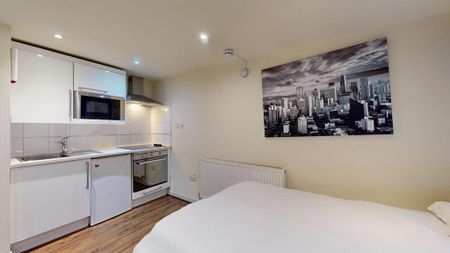 Studio to rent - Photo 5