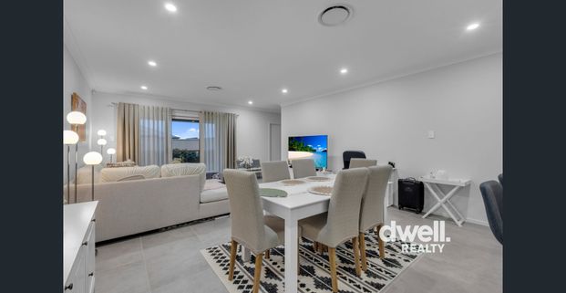 Spacious Family Residence in an Ideal Location - Photo 1