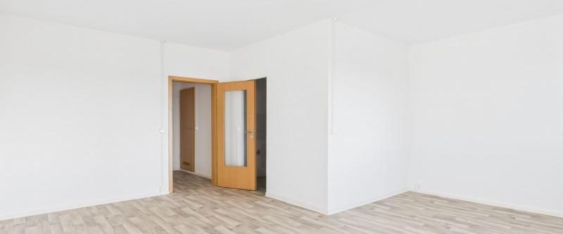 2-Raum-Wohnung mit Balkon auf dem südlichen Sonnenberg - Photo 1