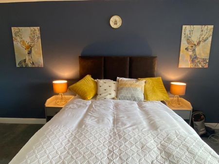 1 bedroom in a house share to rent - Photo 3