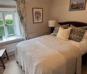 The Butts, Poulton, GL7 - Photo 3