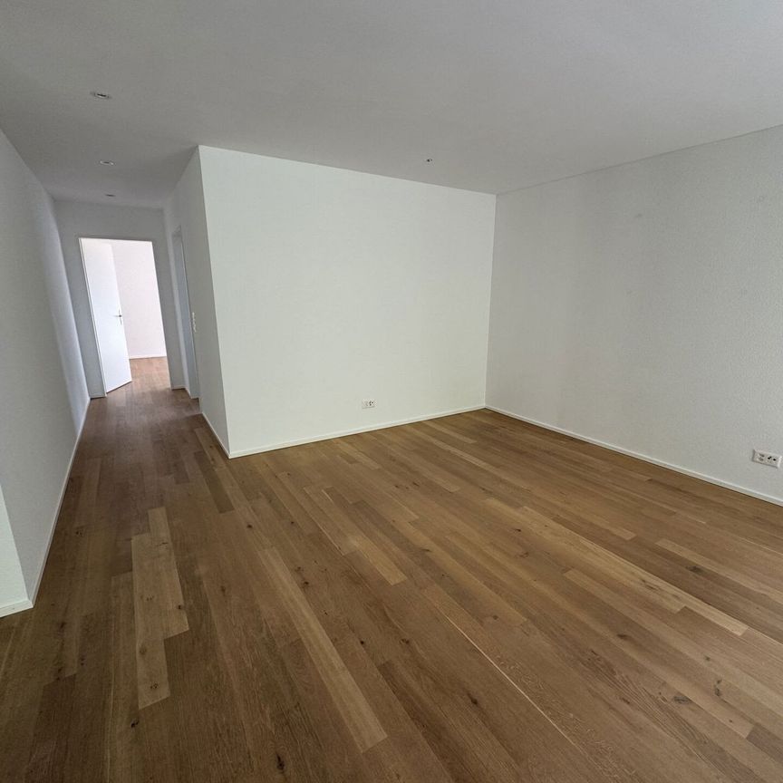 2.5 Zimmer, 75 m², 2. Stock - Photo 1