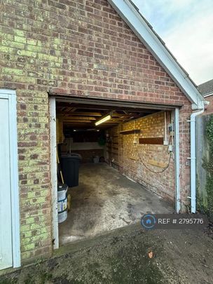 3 bedroom detached house to rent - Photo 1