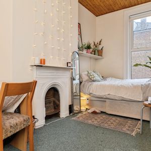 1 bedroom house to rent - Photo 2