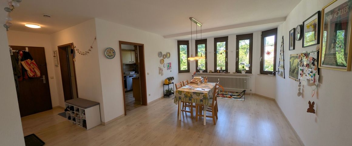 Großzügige 3,5-Zimmer-Wohnung mit 2 Balkonen perfekt gelegen in Böblingen - Photo 1