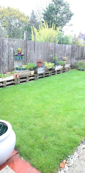 Hanworth Road, Hounslow - Photo 2