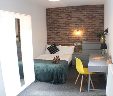 3 Bed Flat, Bowling Green Street, LE1 - Photo 3