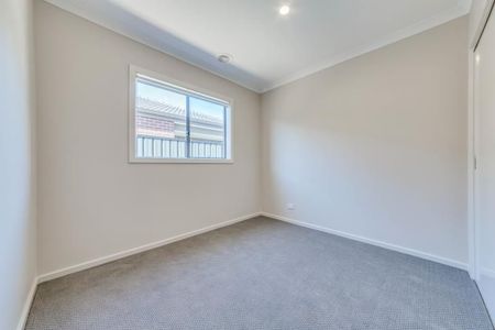 Low Maintenance Living! - Photo 2