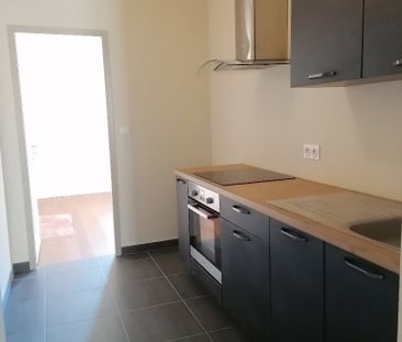 Location Appartement 2 pièces 38m² CASTRES 81100 - Photo 3