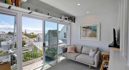 For Rent: Studio Apartment with Parking in the... - Photo 4