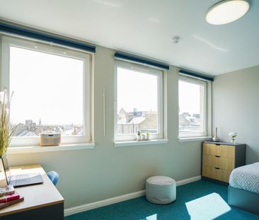 1 bedroom in a flat share to rent - Photo 5