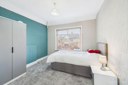 4 bedroom house of multiple occupation to rent - Photo 2