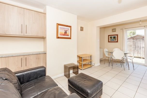 New High Street, Headington - Photo 1