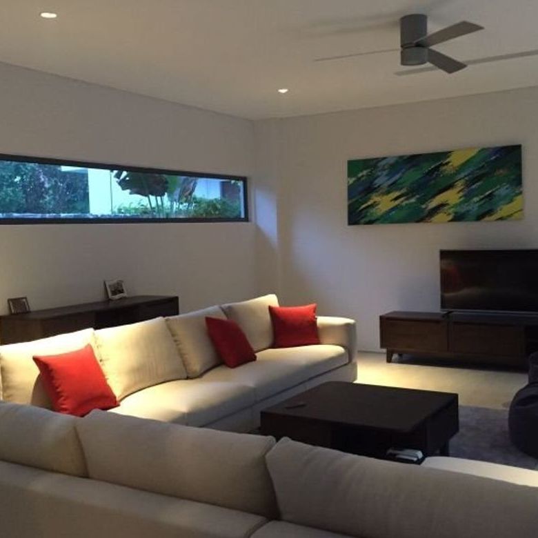 Exclusive Bungalow (Private Pool) @ Tmn Kelab Ukay - Photo 1