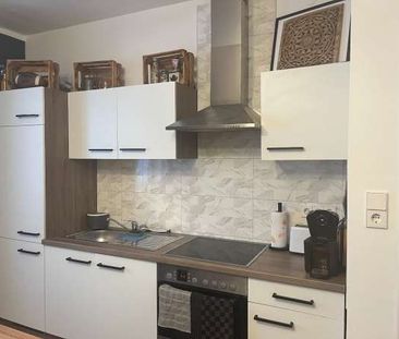 Teilmöblierte Wohnung neben Uni - Photo 2