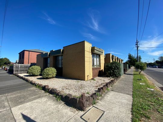 3/2 Howson Street, Brunswick West VIC 3055 - Photo 1