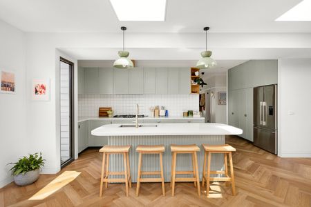 8 Dixon Street, Pascoe Vale VIC 3044 - Photo 3