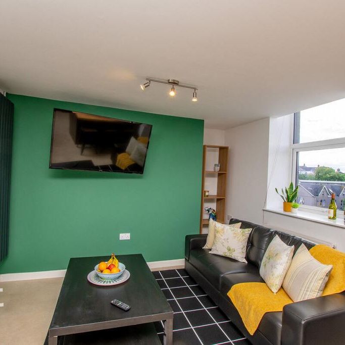 4 bedroom apartment to rent - Photo 1