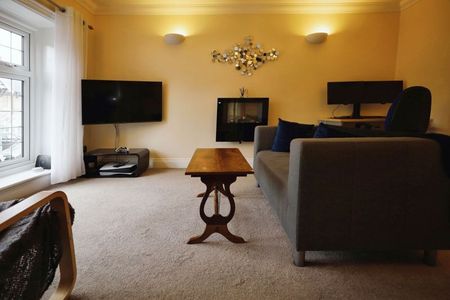 18 Herbert Road, Bournemouth - Photo 3