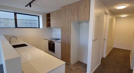 Brand New 2 Bedroom Apartment - Photo 5