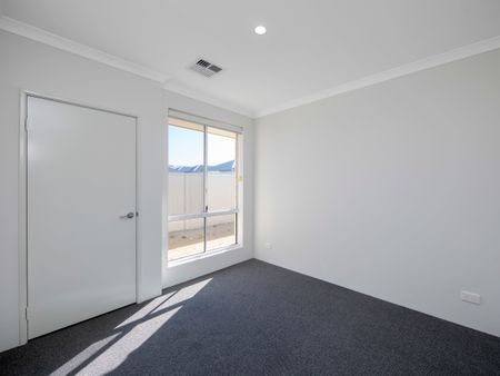 83 Dolphin Drive, Alkimos WA 6038 - Photo 5