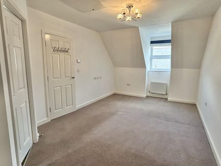 3 bedroom semi-detached house to rent - Photo 3