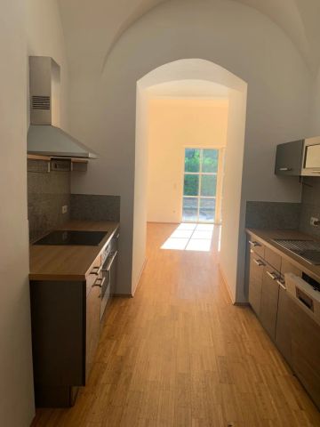 Unikat: Traumhafte Altbauwohnung mit Garten im Zentrum von Schärding - Photo 5