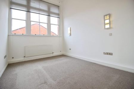 The Old School Euclid Street, Swindon, Swindon, SN1 - Photo 3