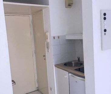 Location Appartement 1 pièce 18m² MONTPELLIER 34000 - Photo 2