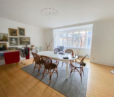 Dejlig 4-værelses lejlighed med to stuer en-suite - Photo 6