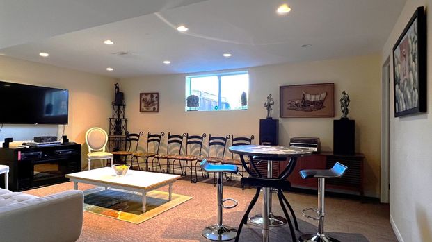 For Lease - 62 Vitlor Drive, Richmond Hill, Ontario - Photo 1