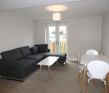 2 bedroom apartment to rent - Photo 3