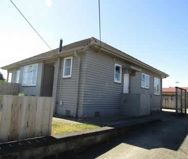 Two Bedroom Home Close to Schools & Town - Photo 1