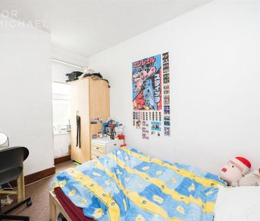 4 bedroom terraced house to rent - Photo 3