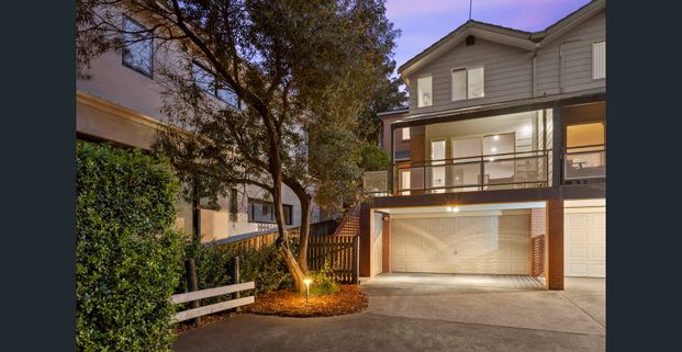 Bright & Private Townhouse Offering Exceptional Comfort – Flexible Lease Arrangements - Photo 1