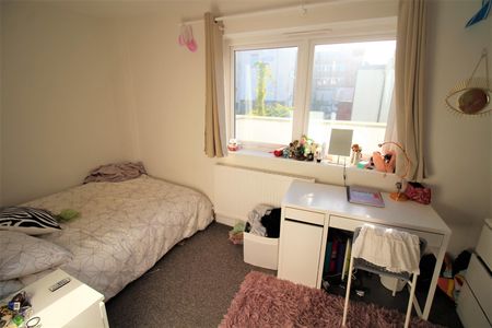 House - Townhouse For Rent Belmont Street, Southsea - Photo 5