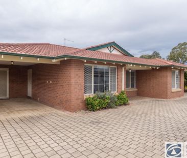 Spacious Villa in Amazing Location HOME OPEN SATURDAY 25 OCTOBER AT... - Photo 1