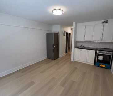 1900 avenue Lincoln - Beautiful studio for rent - Photo 1