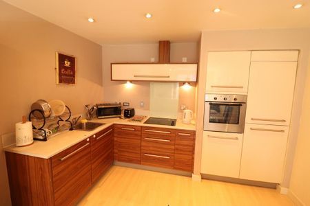 2 bedroom apartment to rent - Photo 5