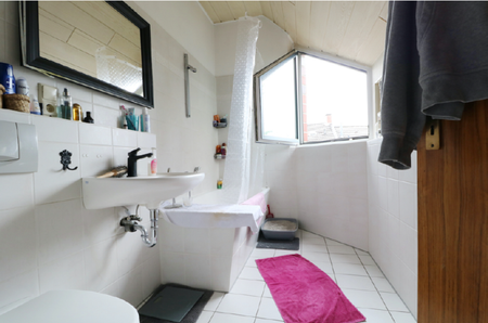 Helle schöne Wohnung im 3.OG eines ruhigen und gepflegten MFH - Photo 5