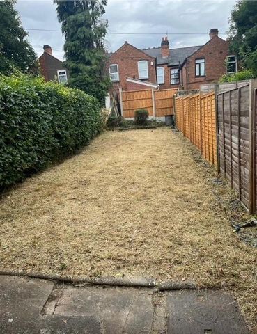 2 bedroom terraced house to rent - Photo 3