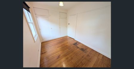 Outstanding Location! - Photo 5