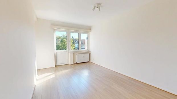 Appartement te huur - Photo 1