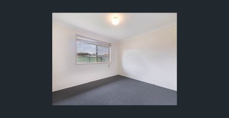 Quiet Cul-de-Sac Living with 2 AIR-CONDITIONING and Large Yard - Photo 5