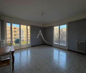 Location Appartement 2 pièces 46m² NICE 06000 - Photo 2